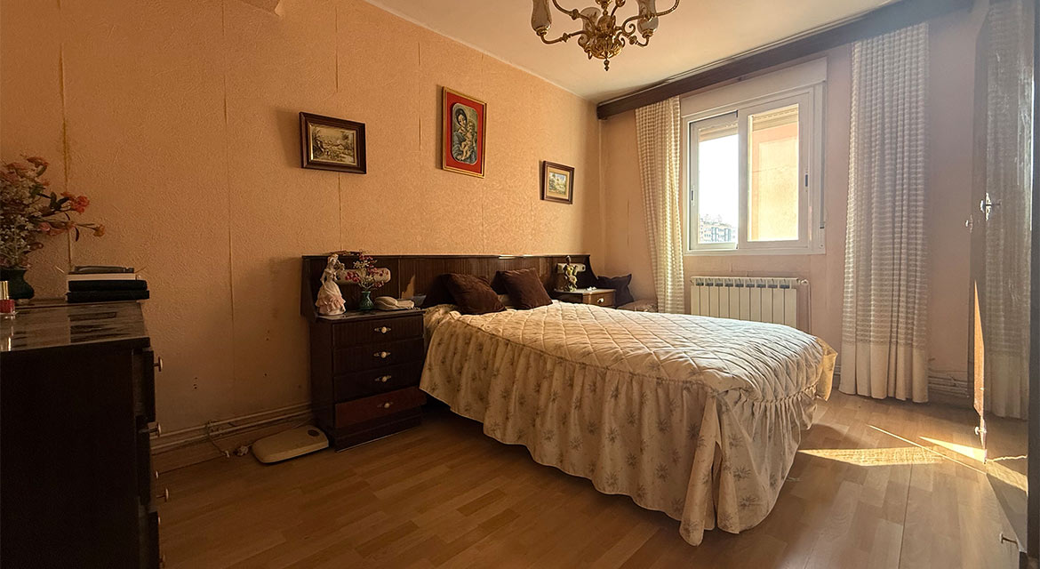 piso-en-venta-en-plaza-rendicion-de-breda2