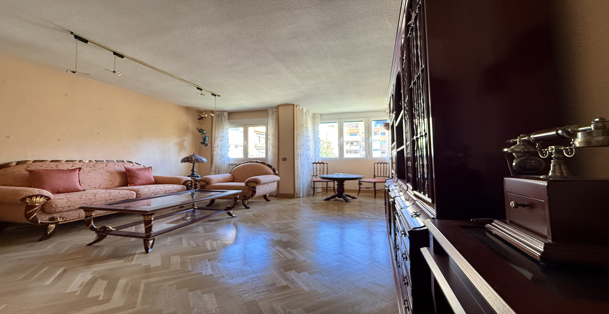 9-salon