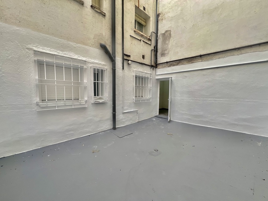 Piso en Venta en Calle de Ochagavia, Valdezarza