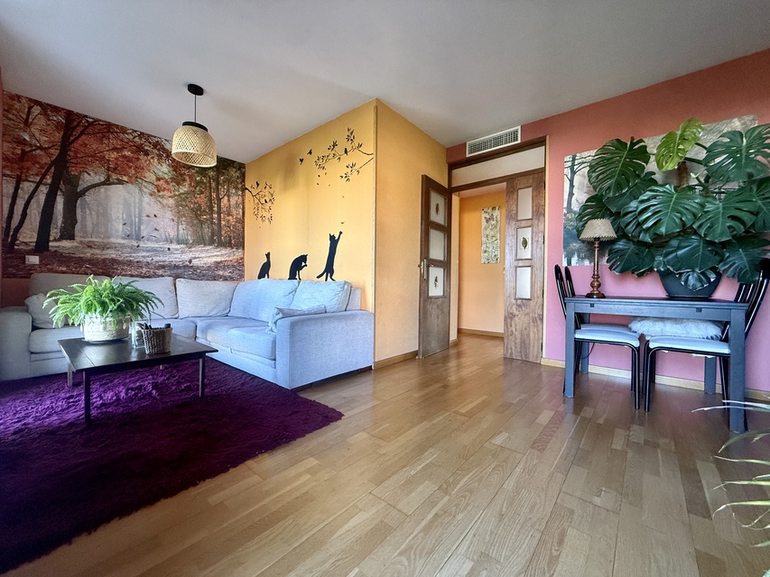 Piso en Venta en Calle Atapuerca, Pau de Carabanchel