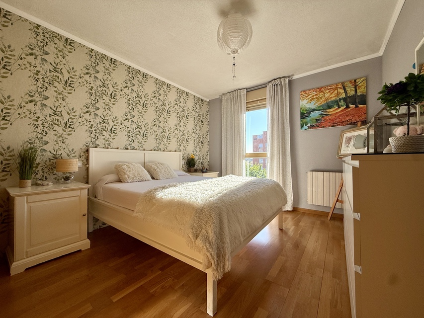 Piso en Venta en Calle Atapuerca, Pau de Carabanchel