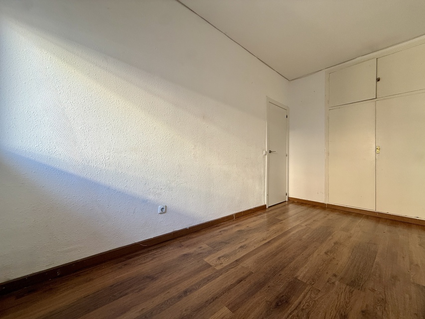 Piso en Venta en Calle Calero Pita