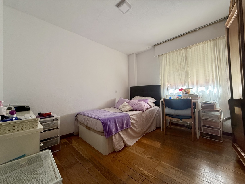 Piso en Venta en Calle Urogallo, Opañel