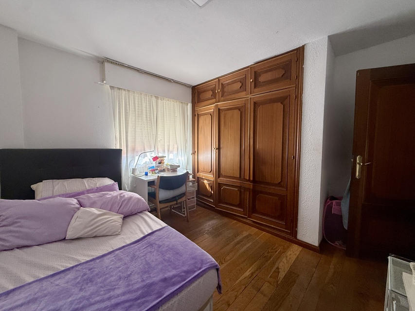 Piso en Venta en Calle Urogallo, Opañel