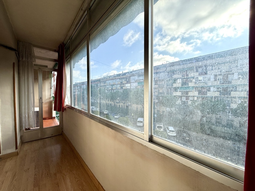 Piso en Venta en Calle Mercedes Arteaga, Opañel