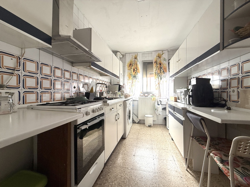 Piso en Venta en Calle Urogallo, Opañel